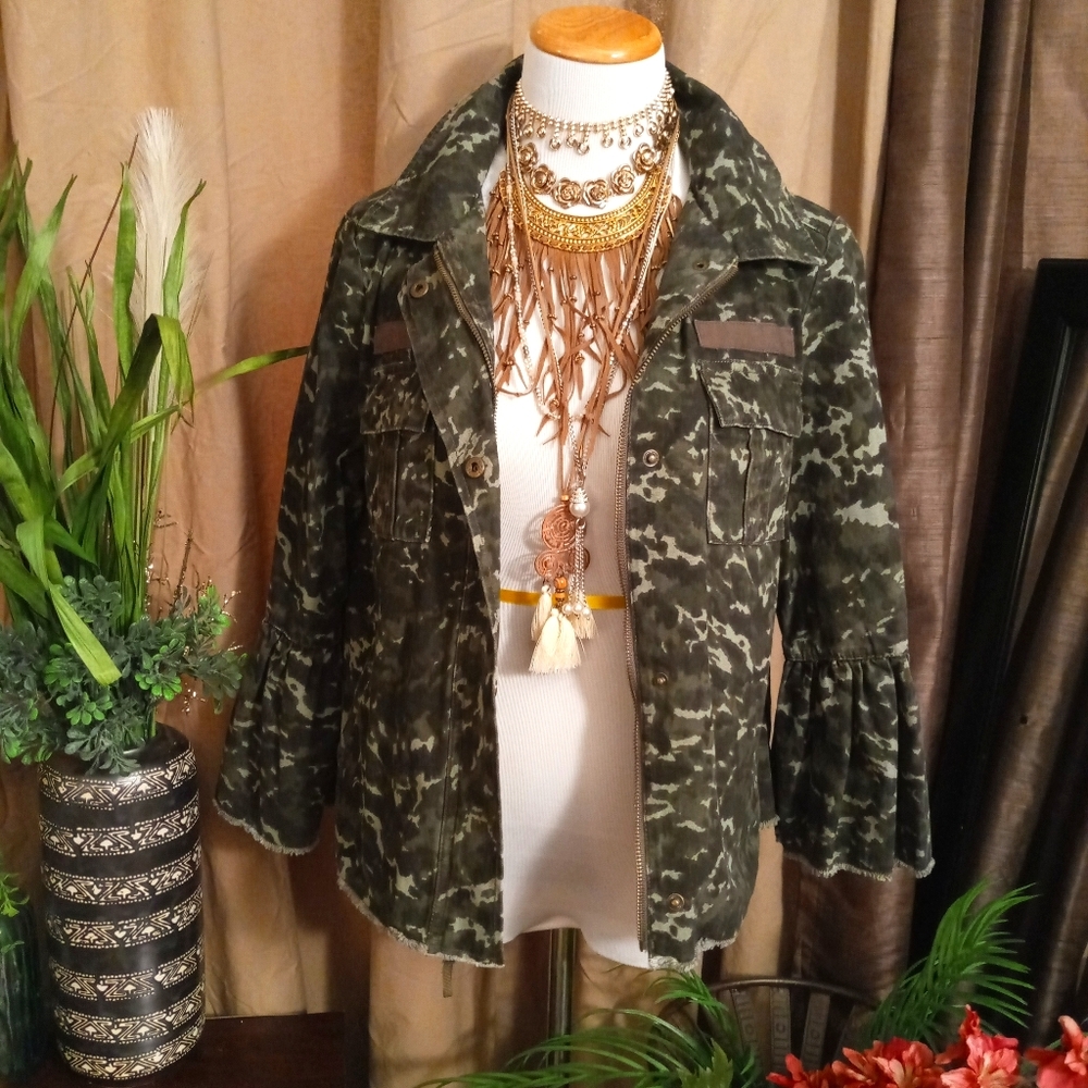 Stylish Flare Camouflage jacket